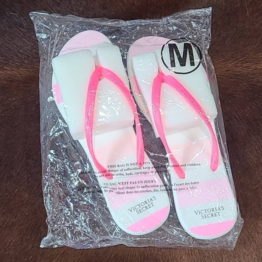 Victoria's Secret size-7/8 Pink and White Sandals